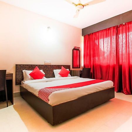 Oyo 18794 Hotel Colva Plaza Εξωτερικό φωτογραφία