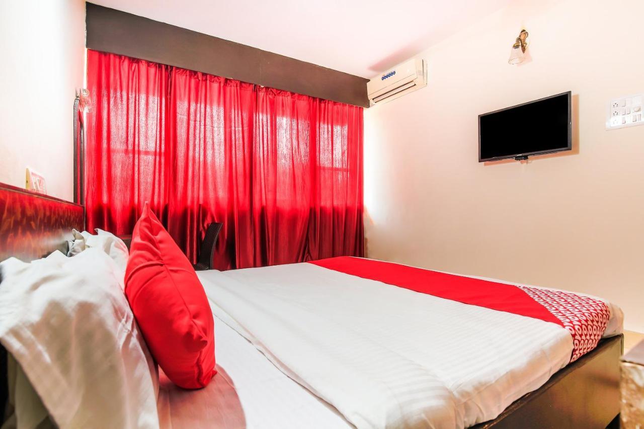 Oyo 18794 Hotel Colva Plaza Εξωτερικό φωτογραφία