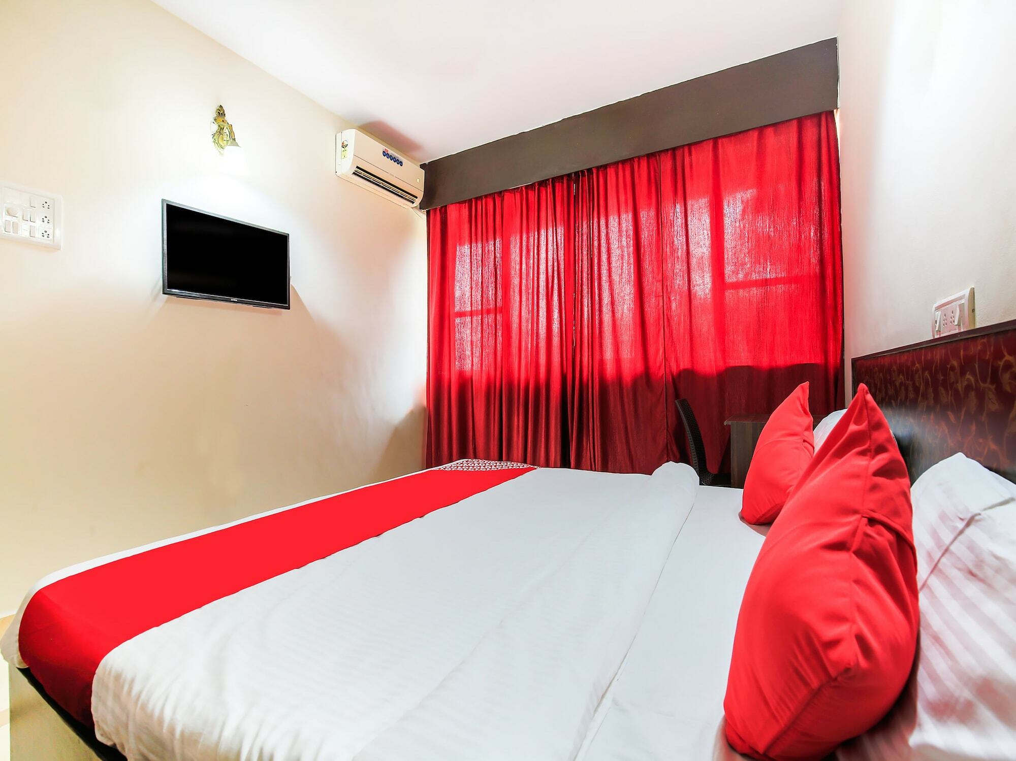 Oyo 18794 Hotel Colva Plaza Εξωτερικό φωτογραφία